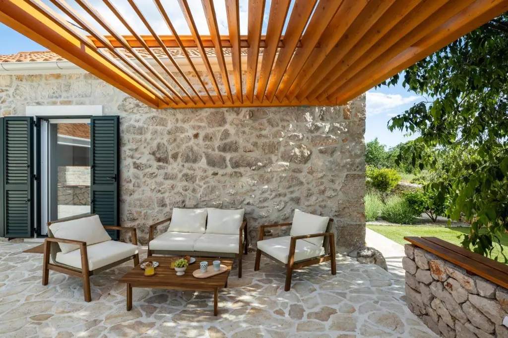 Stone Villa in Primošten for up to 8 Guests