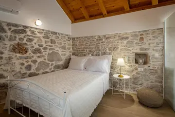 Stone Villa in Primošten for up to 8 Guests