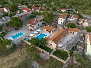 Stone Villa in Primošten for up to 8 Guests
