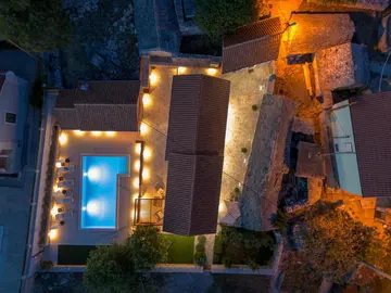 Stone Villa in Primošten for up to 8 Guests