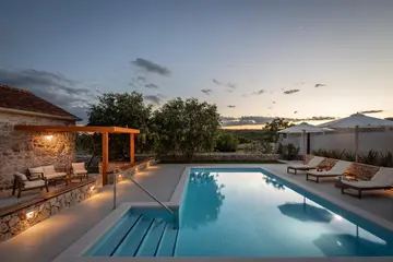 Stone Villa in Primošten for up to 8 Guests