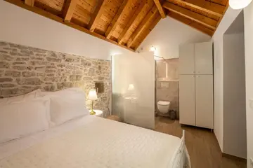 Stone Villa in Primošten for up to 8 Guests