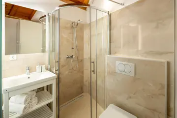 Stone Villa in Primošten for up to 8 Guests