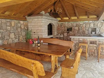 3-Bedroom Private Villa in Ljubotić (Up to 8)