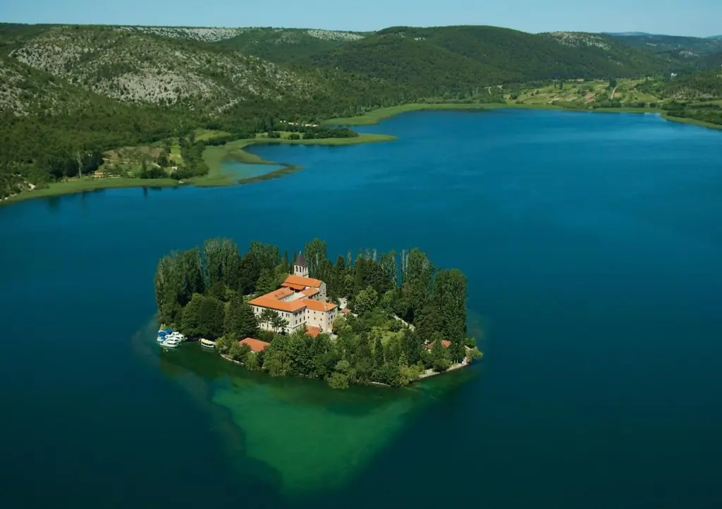 3-Bedroom Private Villa in Ljubotić (Up to 8)