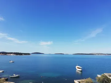Seafront Sea-View Apartment in Šibenik for 3