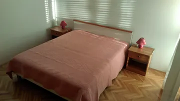 Seafront Apartment with Sea View Balcony, Šibenik