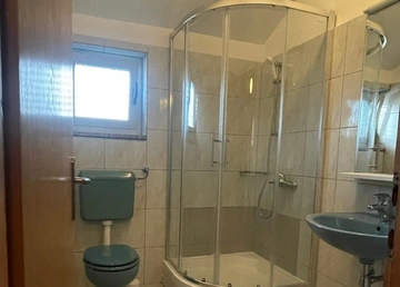 Seafront Apartment with Sea View Balcony, Šibenik