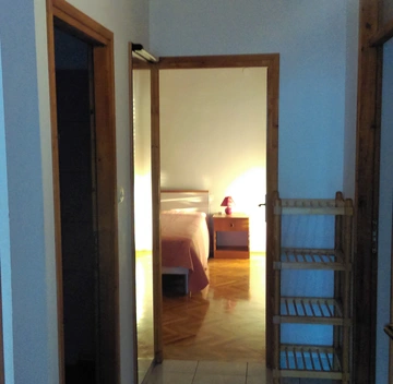 Seafront Apartment with Sea View Balcony, Šibenik