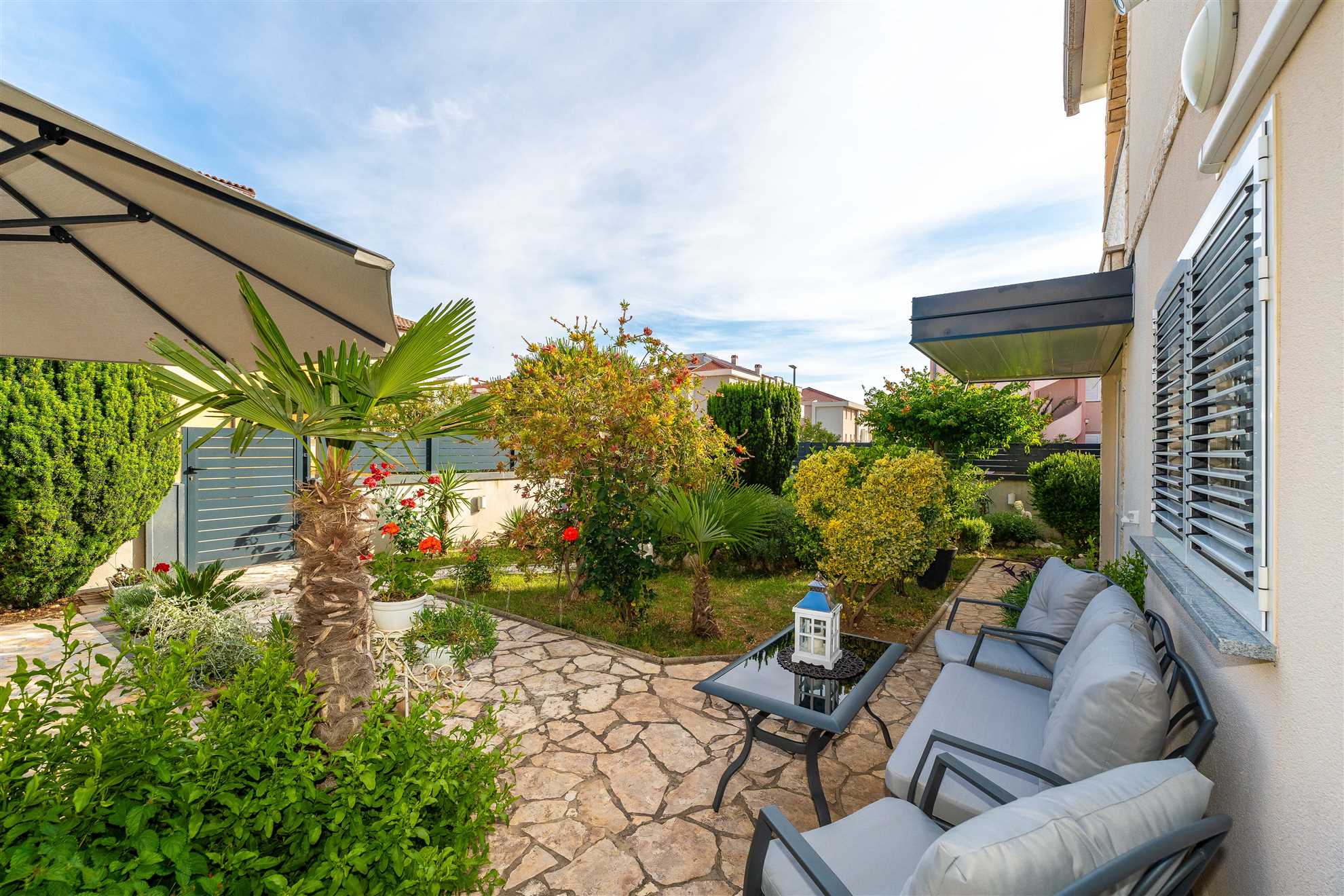 Apartment Leo with Parking, only 800m from the sea