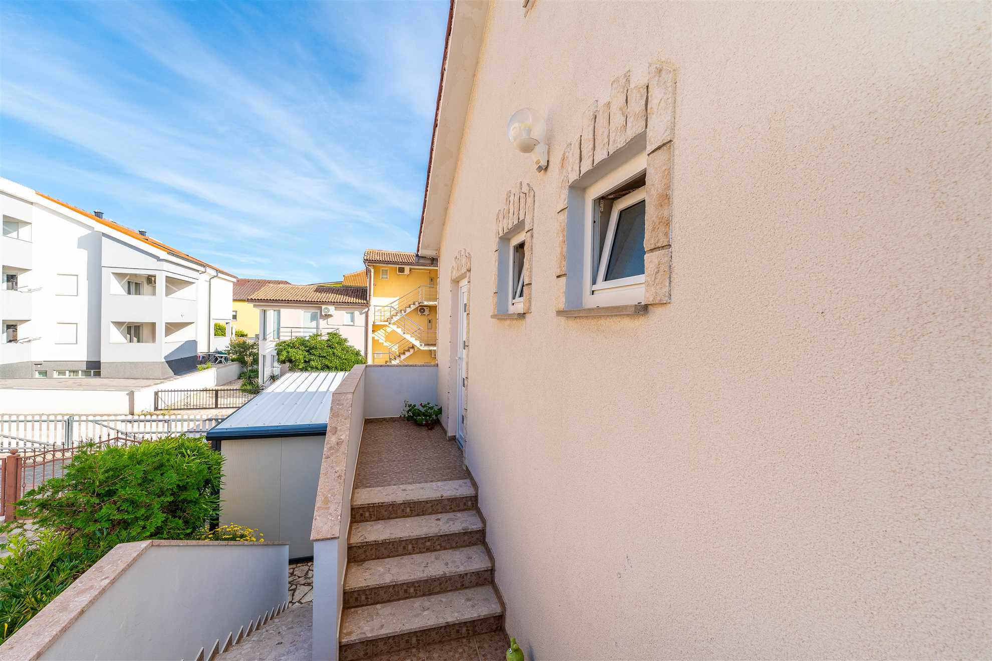 Apartment Leo with Parking, only 800m from the sea