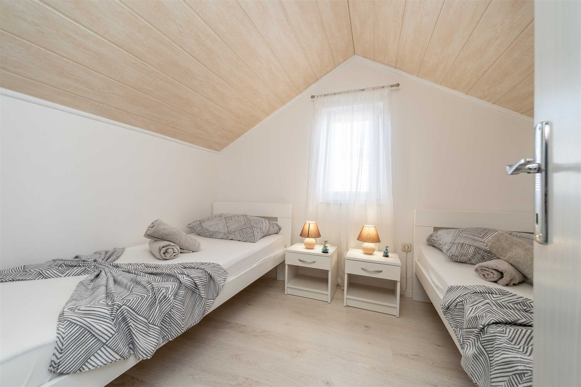 Apartment Leo with Parking, only 800m from the sea