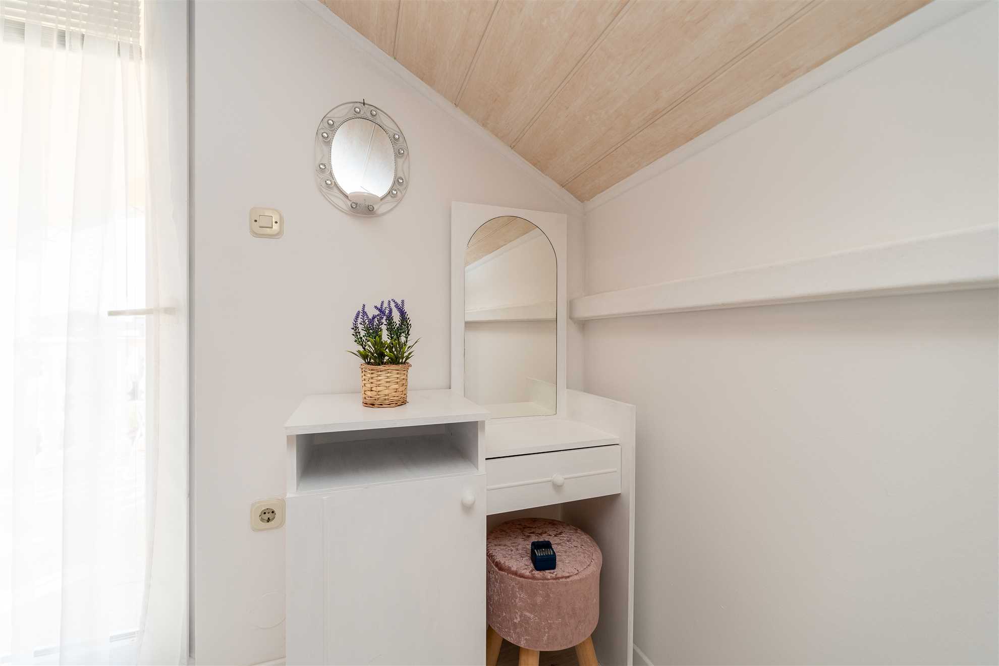 Apartment Leo with Parking, only 800m from the sea
