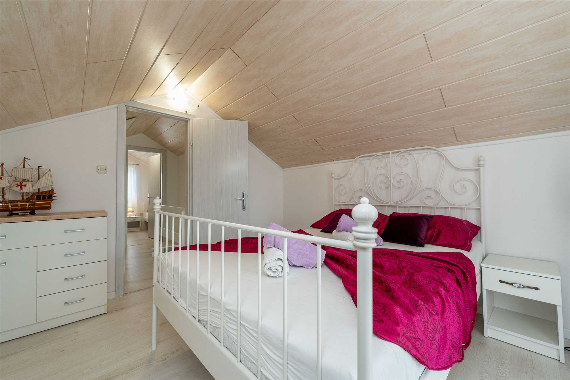 Apartment Leo with Parking, only 800m from the sea