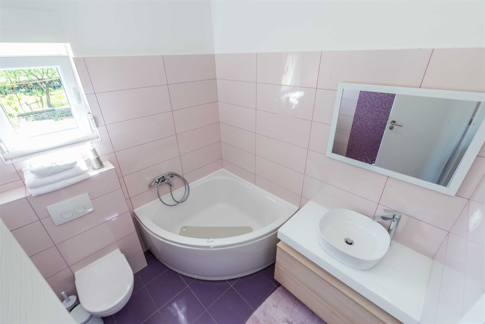 Villa Donato with Jacuzzi