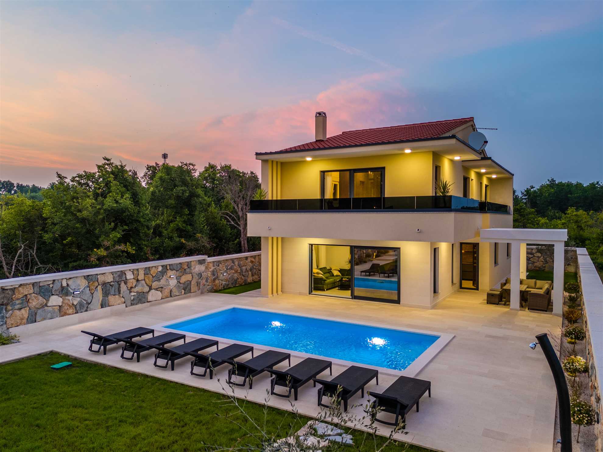 Villa Stina s privatnim bazenom