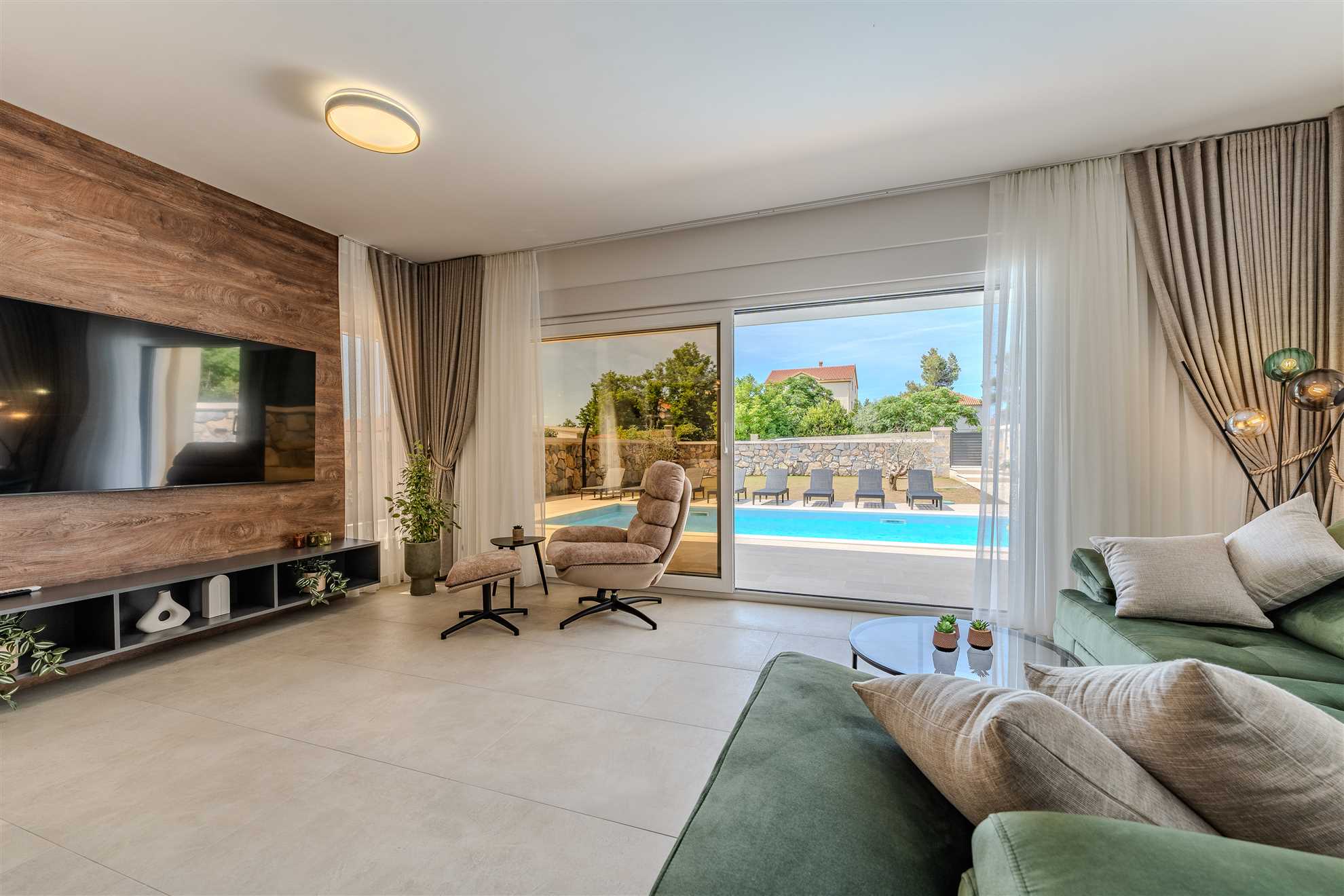 Villa Stina s privatnim bazenom