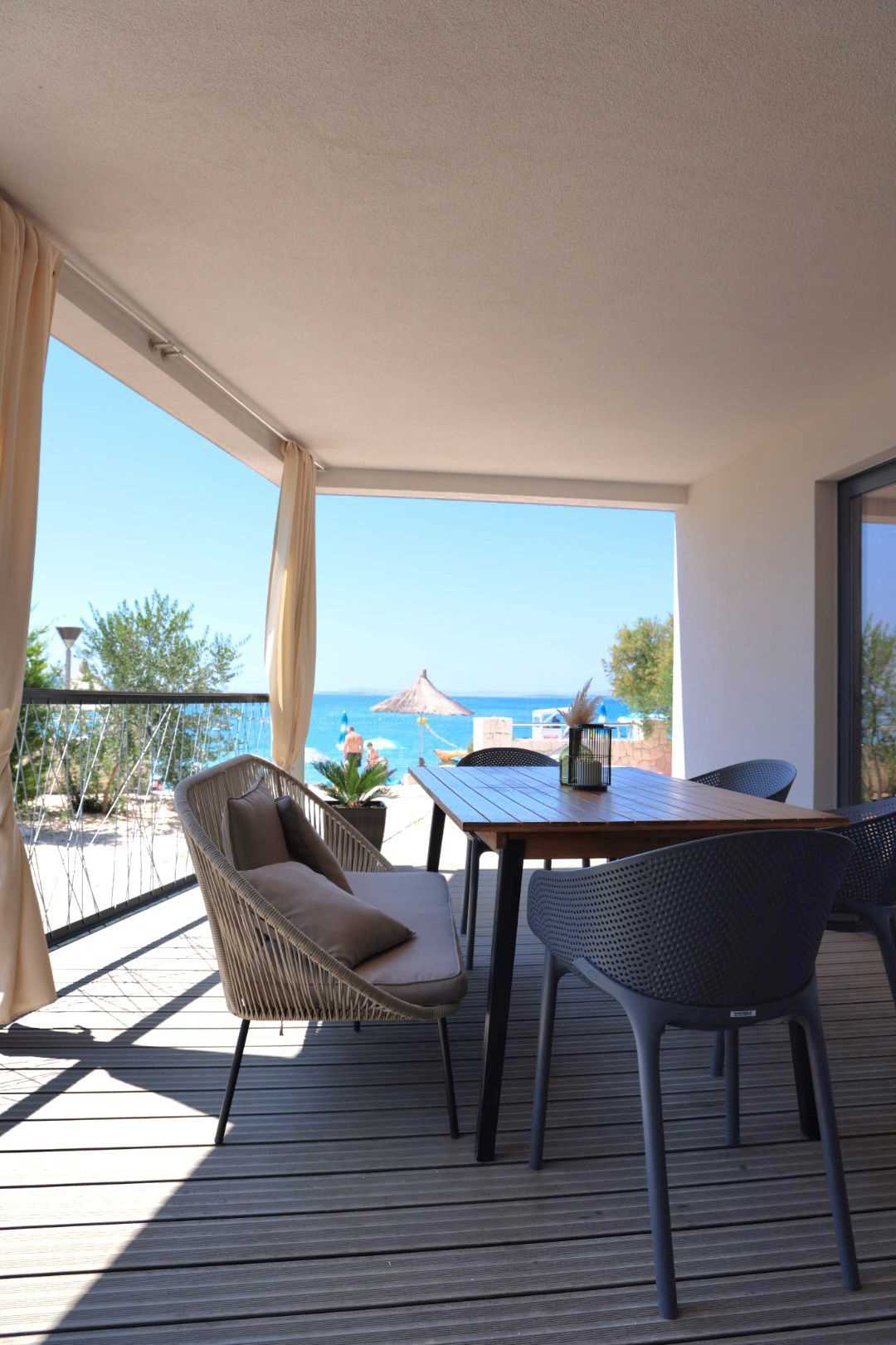 Kuća na plaži Pakoštane 1