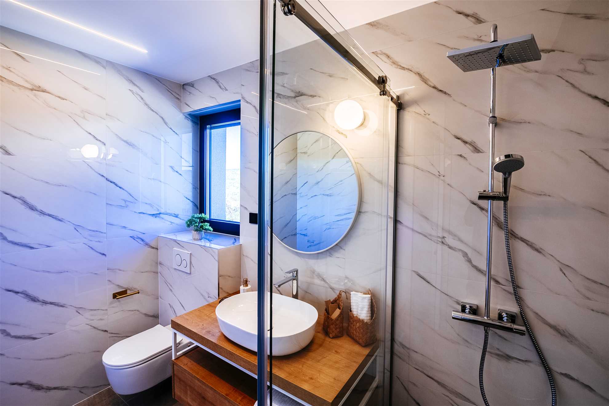 Premium, modern and luxurious Villa AMore