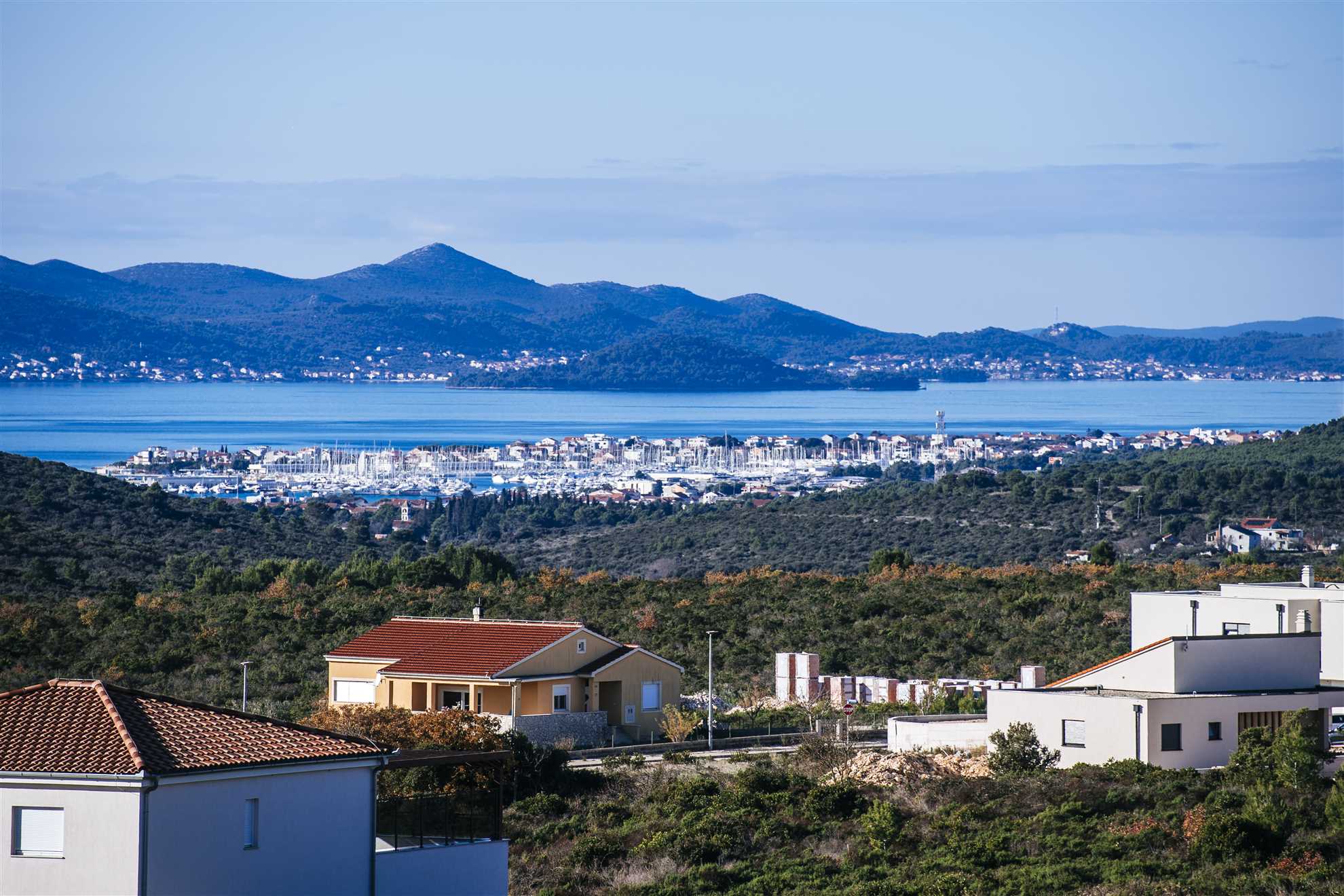 Premium, modern and luxurious Villa AMore