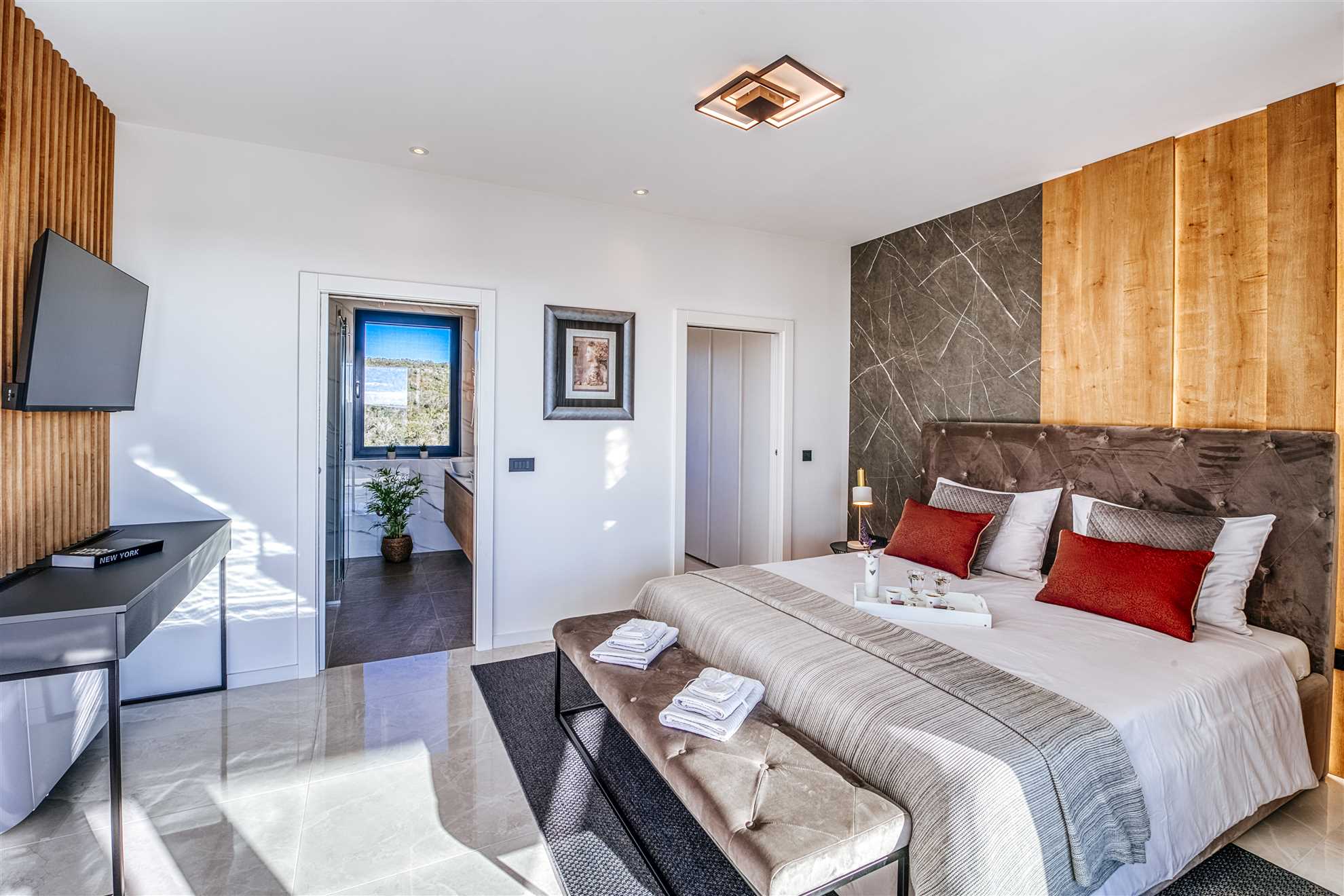 Premium, modern and luxurious Villa AMore