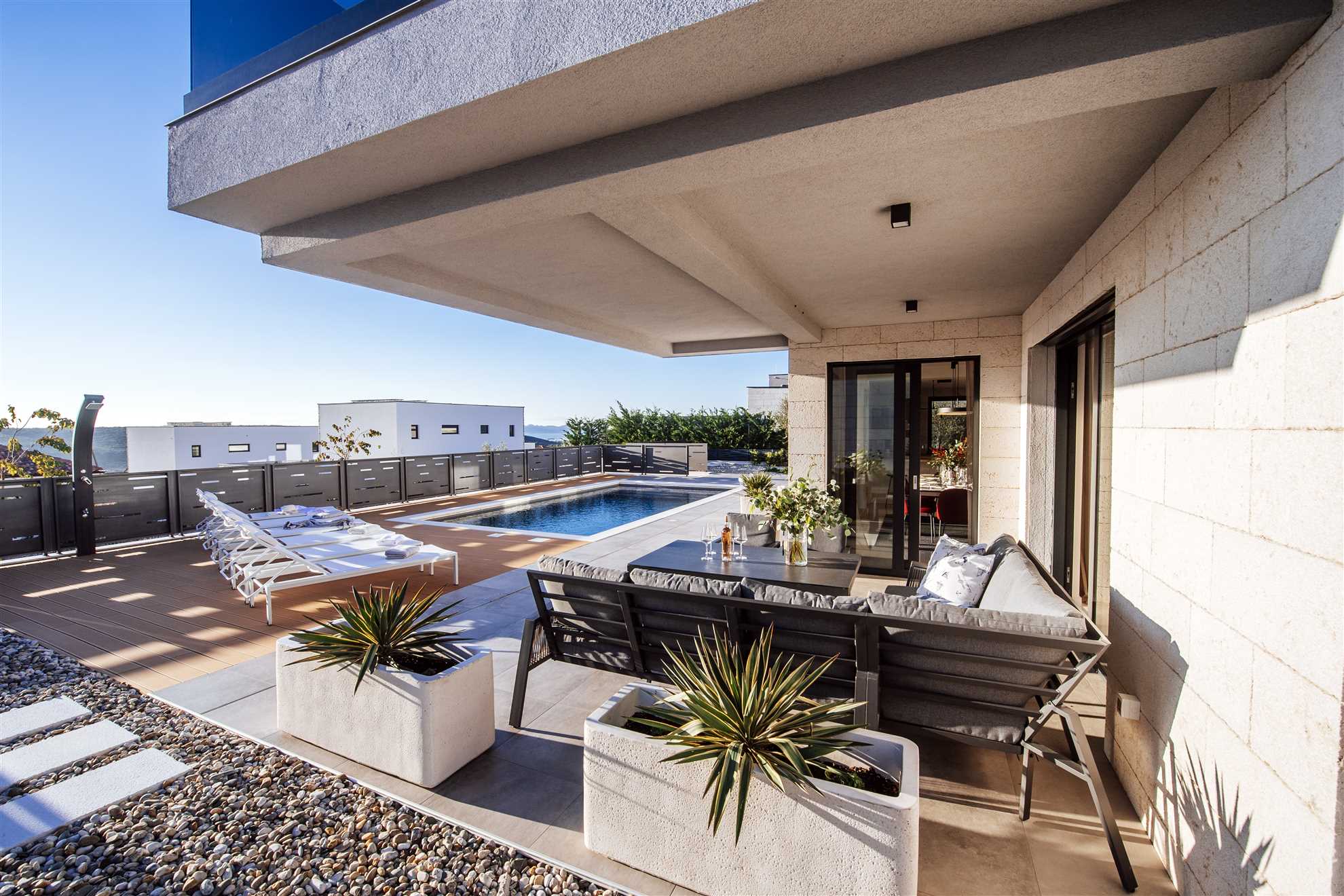 Premium, modern and luxurious Villa AMore