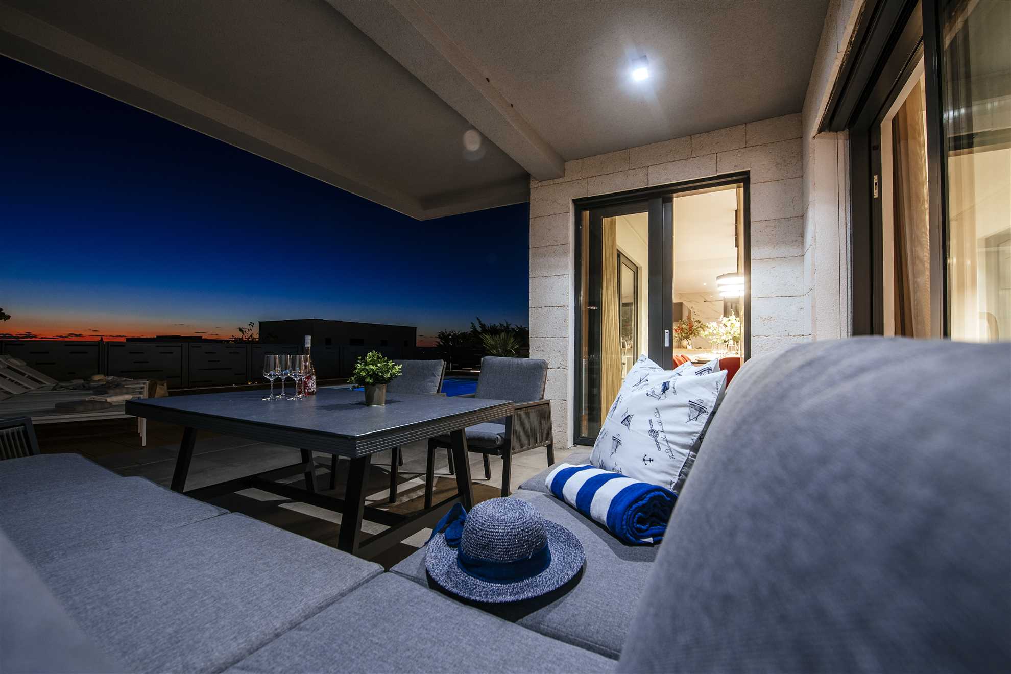 Premium, modern and luxurious Villa AMore