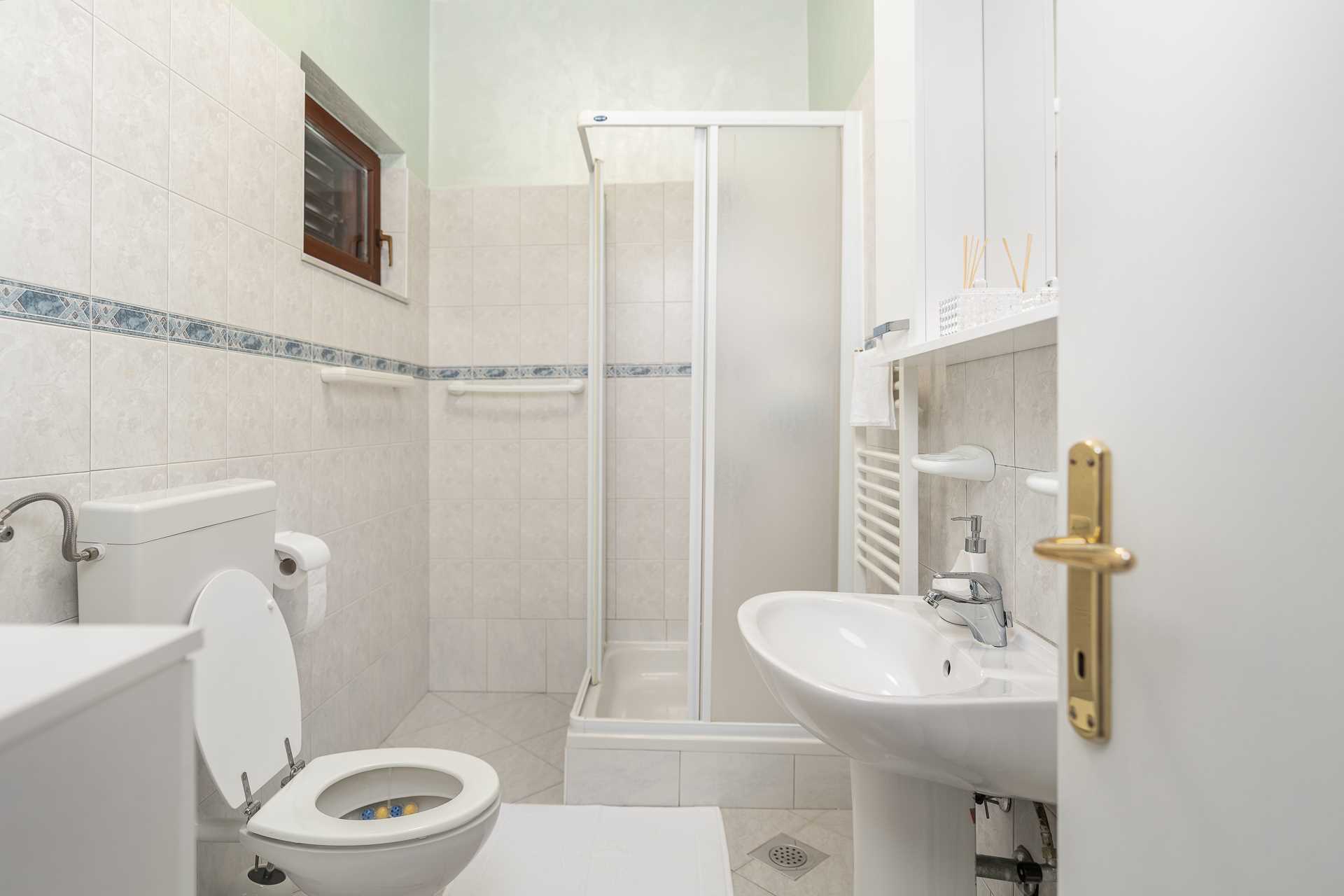 Holiday Home DaLeo with Pool and Jacuzzi