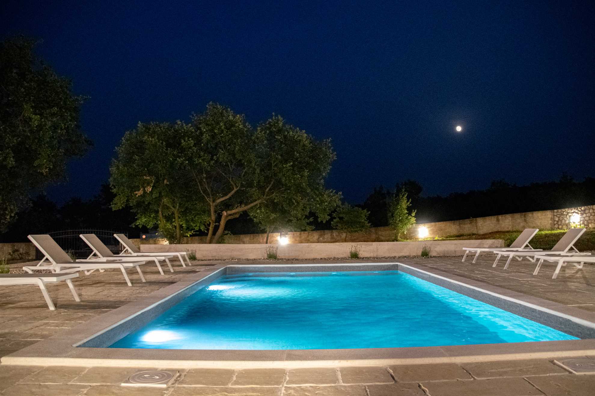 New Serenity Zen Garden Holiday Villa