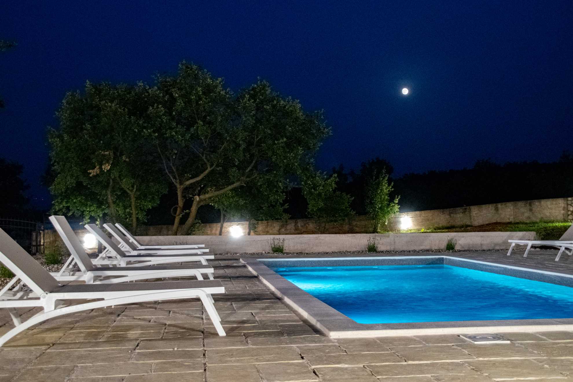 New Serenity Zen Garden Holiday Villa