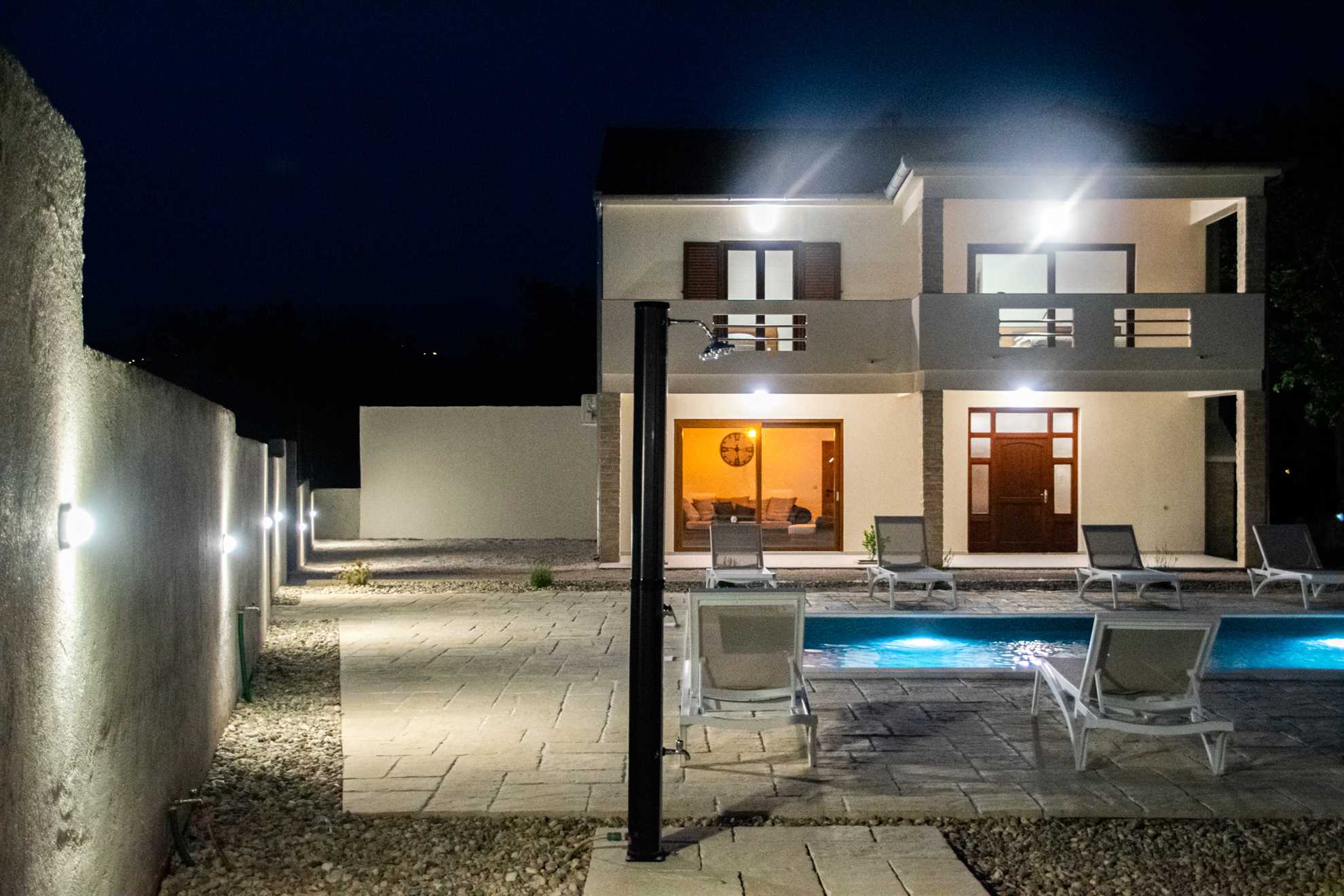 New Serenity Zen Garden Holiday Villa
