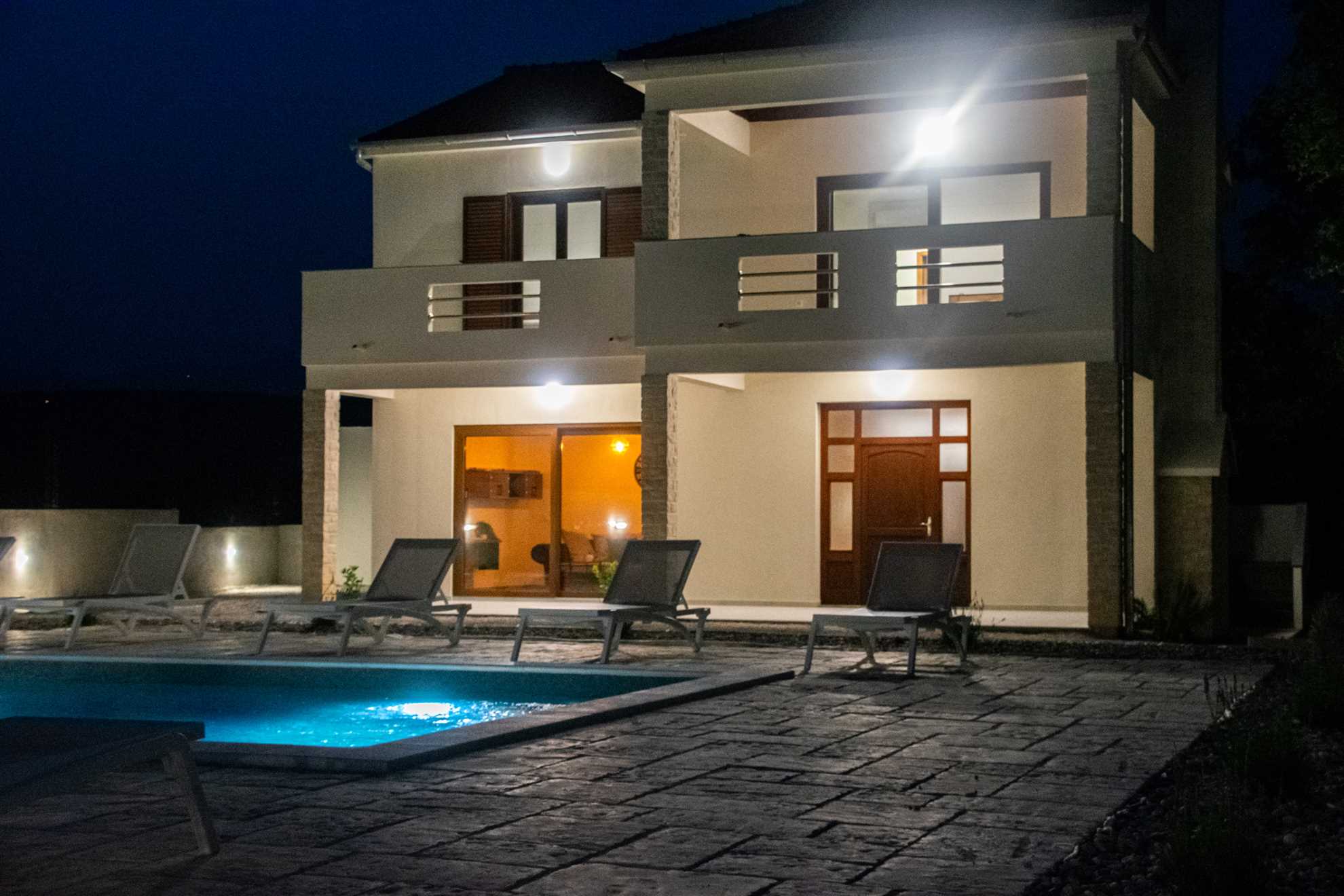 New Serenity Zen Garden Holiday Villa