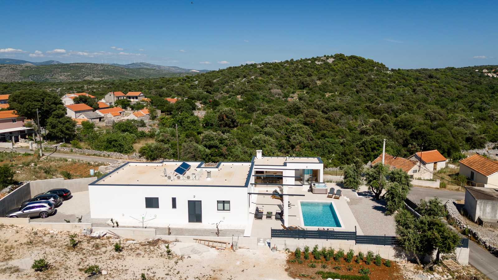 Villa Thora