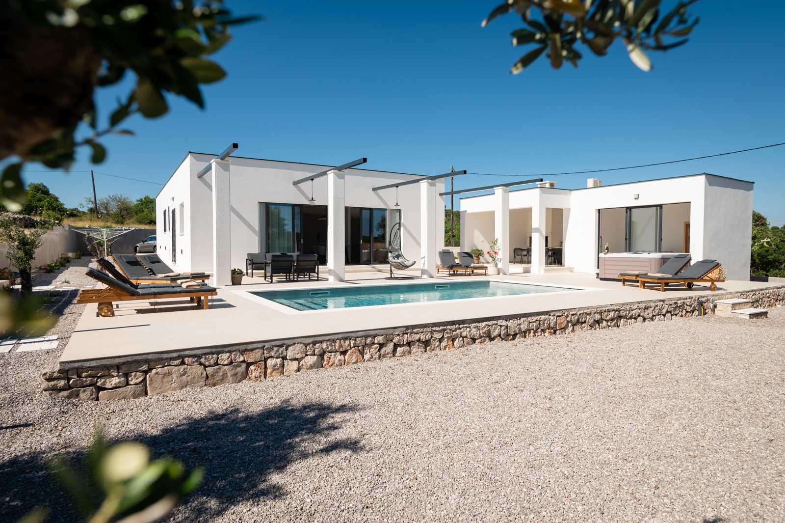 Villa Thora