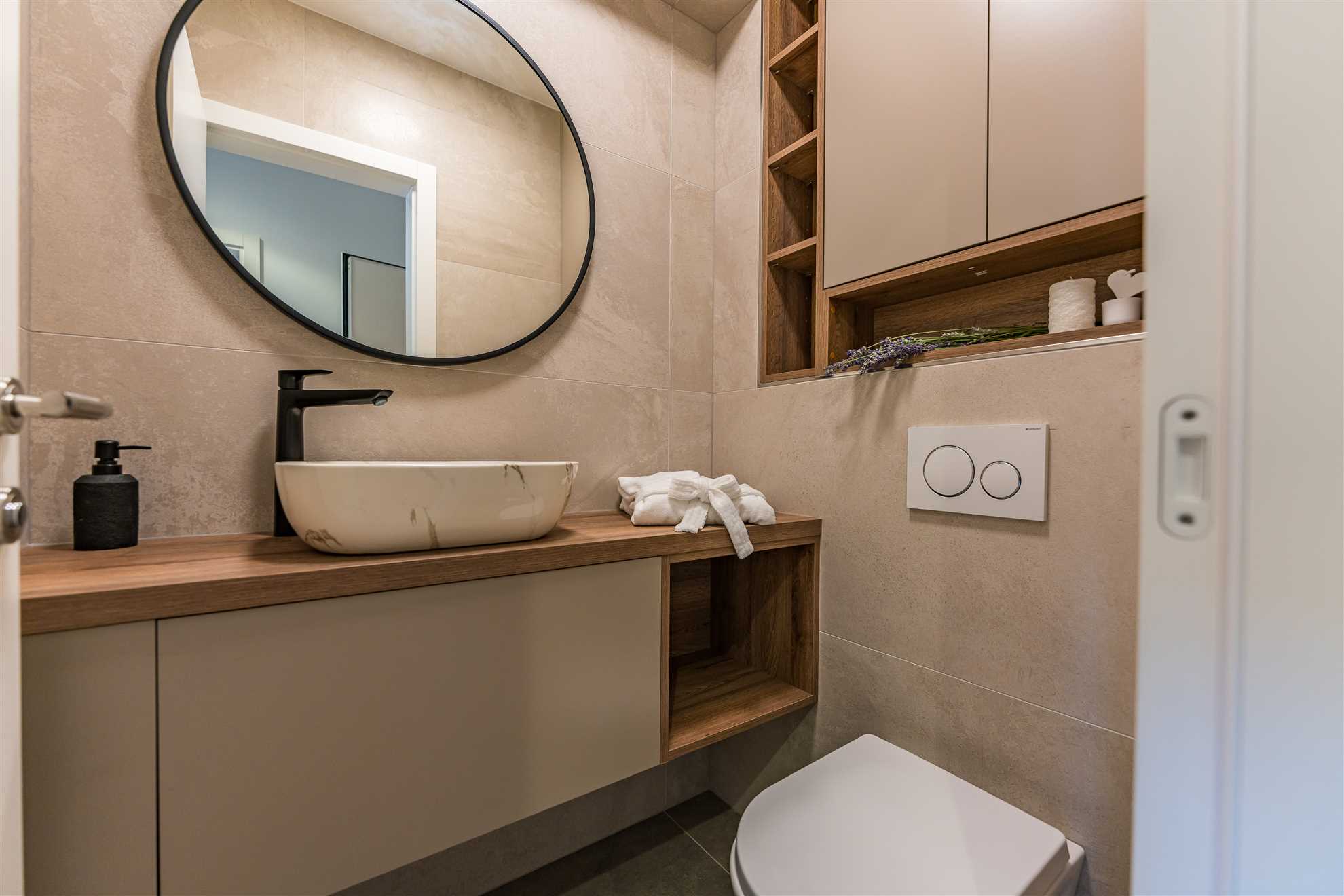 New Luxury Apartment Leonarda