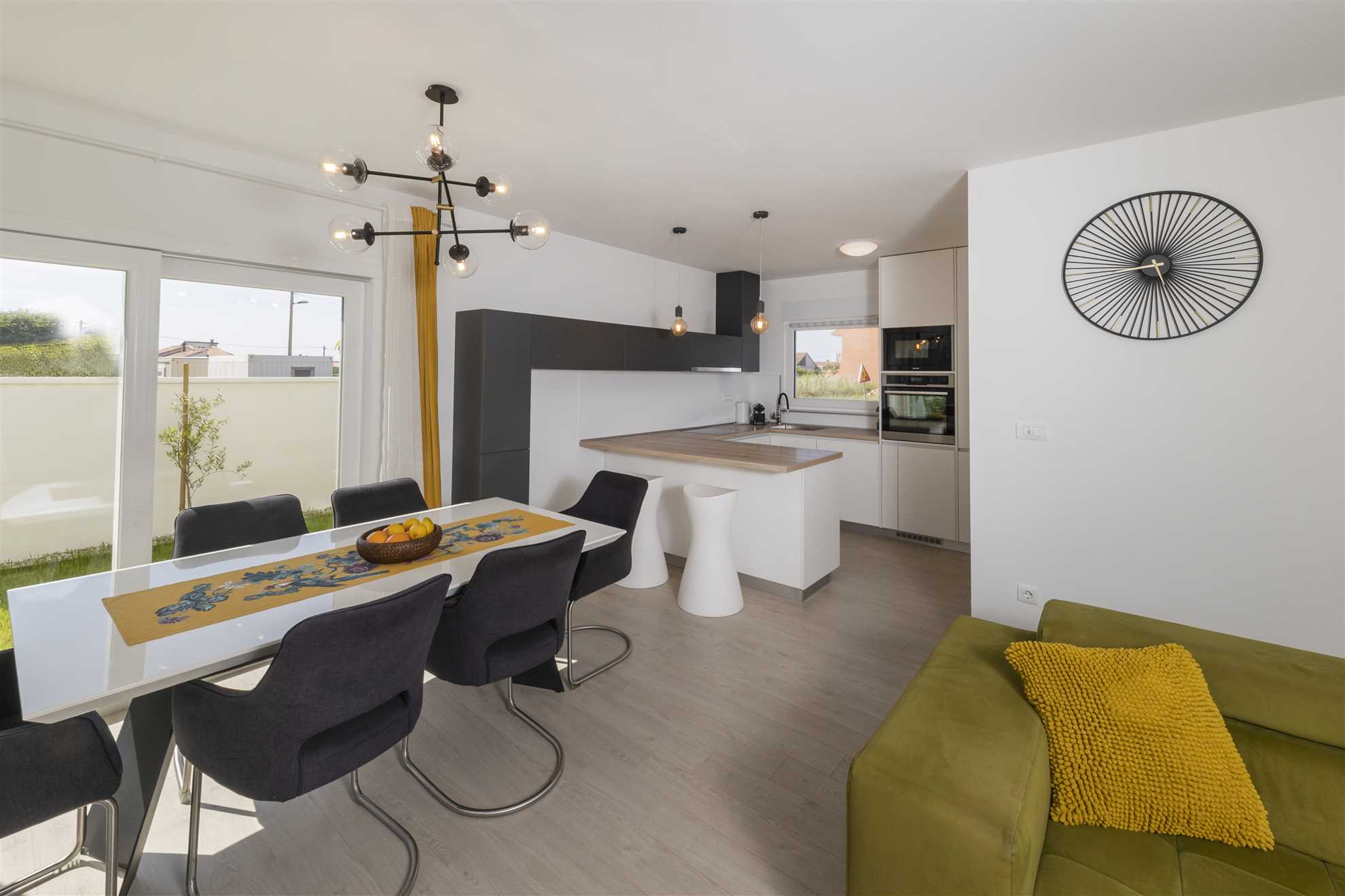 Alba Family Home