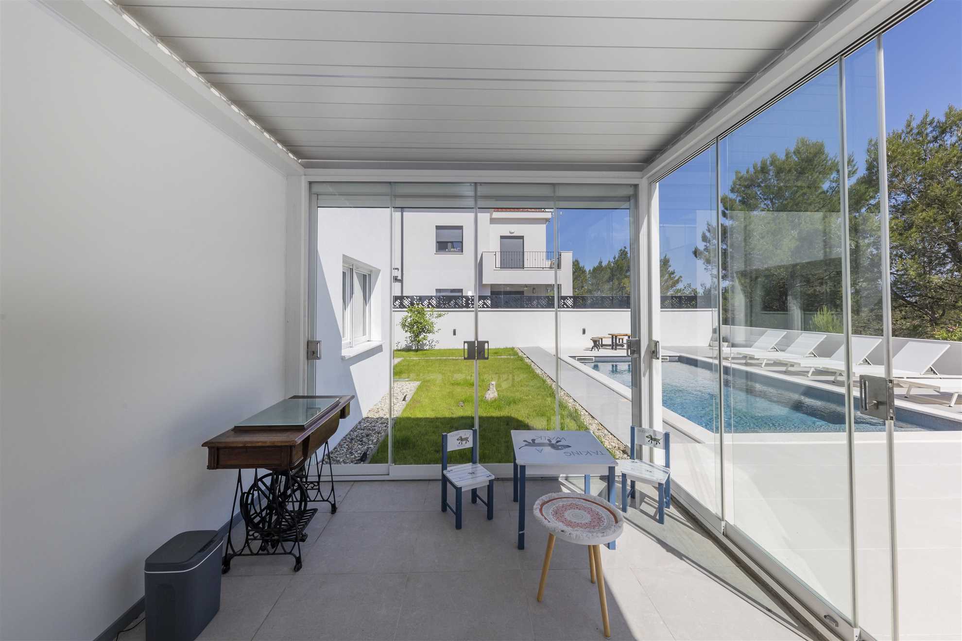 Alba Family Home