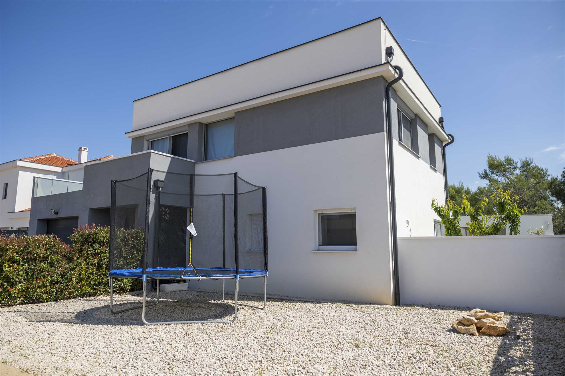 Alba Family Home