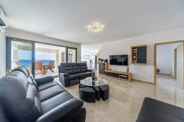 Villa in Starigrad Paklenica for Up to 10 Guests