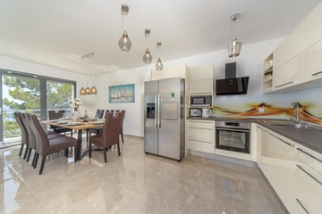 Villa in Starigrad Paklenica for Up to 10 Guests