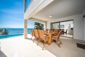 Villa in Starigrad Paklenica for Up to 10 Guests