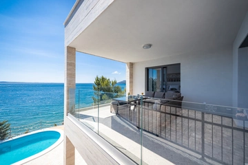 Villa in Starigrad Paklenica for Up to 10 Guests