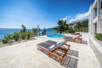 Villa in Starigrad Paklenica for Up to 10 Guests