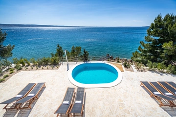 Villa in Starigrad Paklenica for Up to 10 Guests