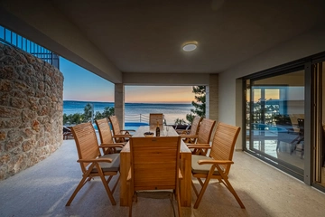 Villa in Starigrad Paklenica for Up to 10 Guests