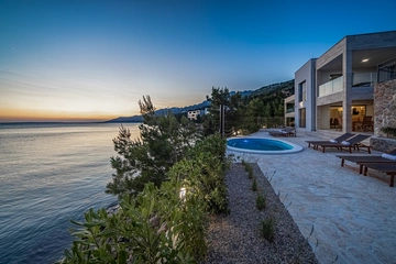 Villa in Starigrad Paklenica for Up to 10 Guests