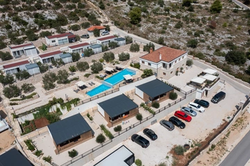 2-Bed Mobile Home in Drage, Pakoštane for Up to 5