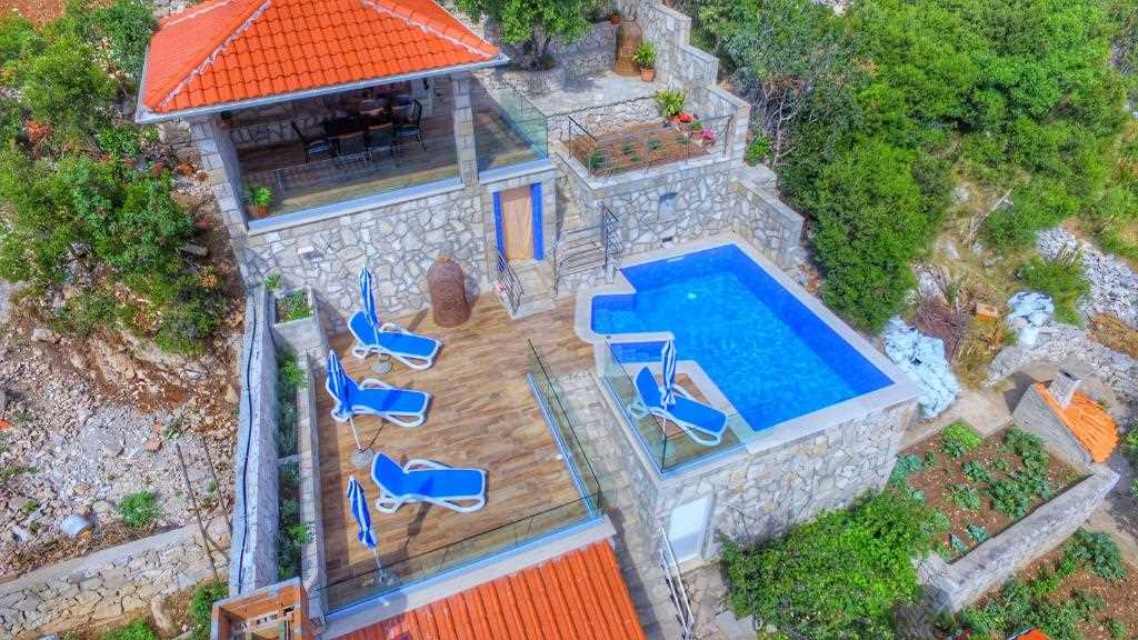 Image of Adriatic apartment with pool