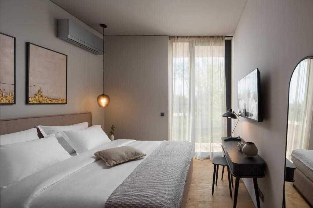Villa Serenity III