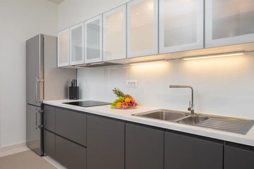 Sutivan 4-Bedroom Villa with Heated Infinity Pool